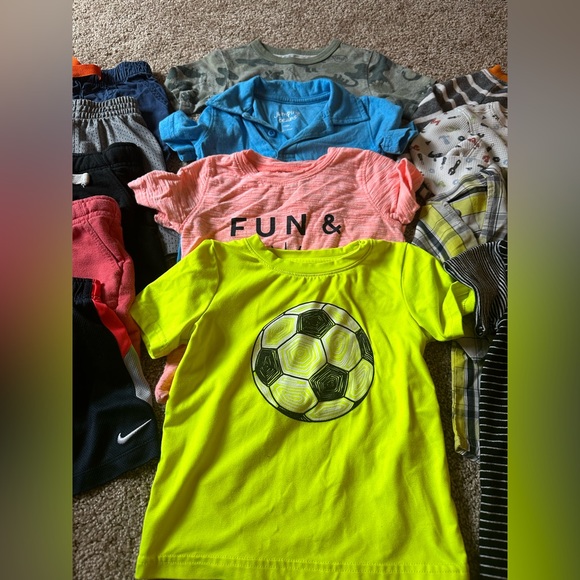 18 month boy’s clothing bundle - Picture 4 of 11